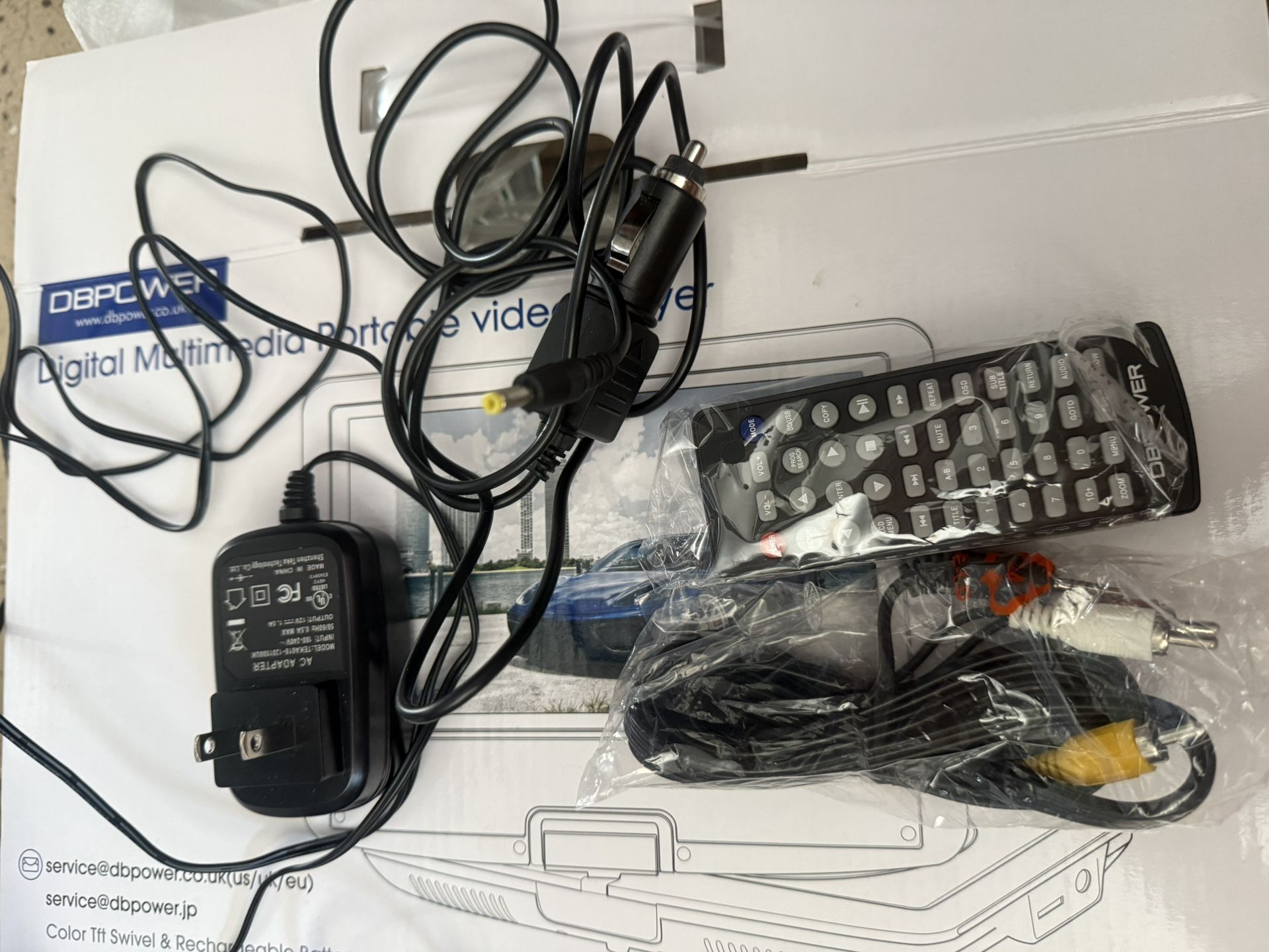 Portable DVD