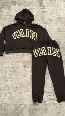Saint Vanity Slate Grey Sweatsuit Size M