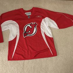 NJ Devils Jersey - Vintage Reebok Red New Jersey Devils NHL Hockey New w/tags - Mens XL