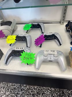 PS5 Controllers