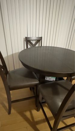 DINING ROOM TABLE FOR 6