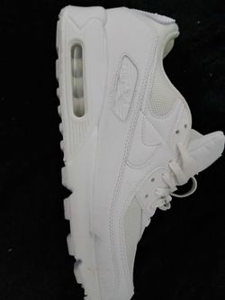 New Nike  Air Max.      13