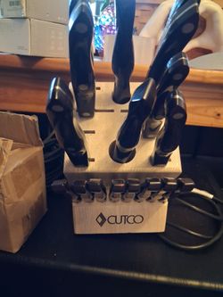 Cutco kitchen knives