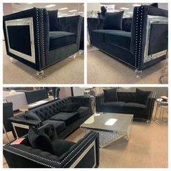 3 PC LUXURIOUS BLK  VELVET  LIVINING ROOM SET 