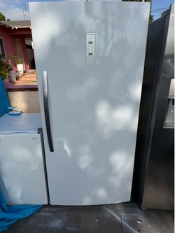 Upright. Like new. Deep. Freezer