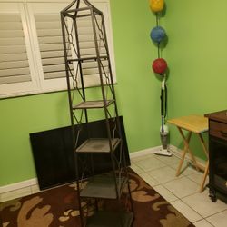 Decorative Tower Shelves 