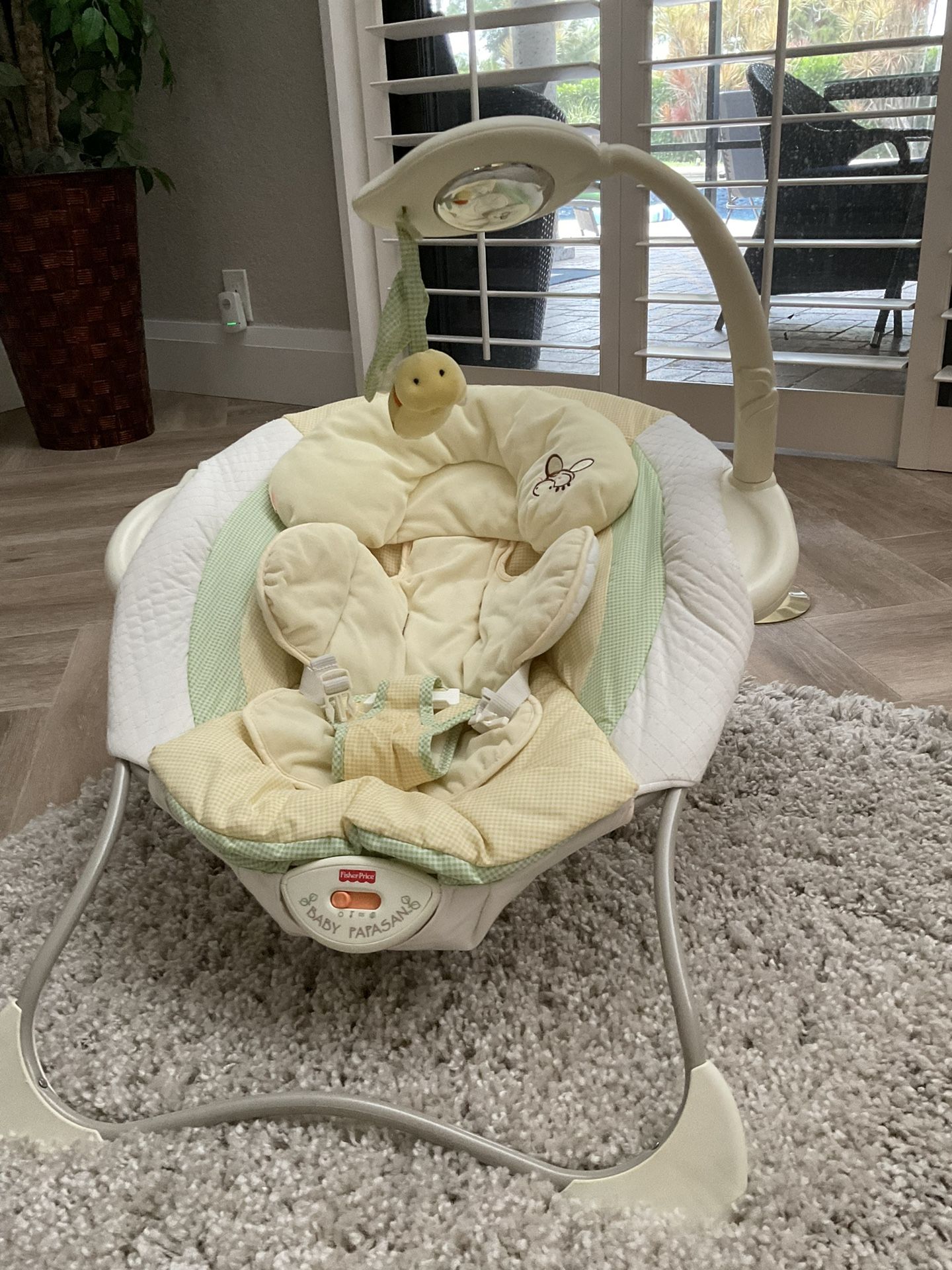 FISHER PRICE BABY PAPASAN INFANT SEAT for Sale in Pompano Beach FL OfferUp