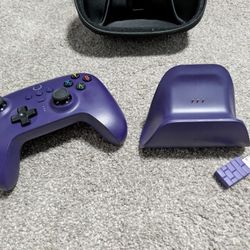 8BitDo Ultimate Controller. Charging Dock. Case. Purple. 