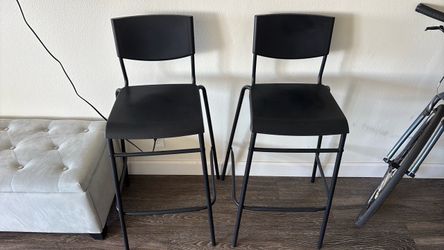 Black Barstools