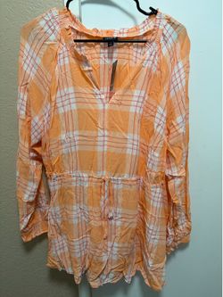Torrid top. 2X 18-20, peach color