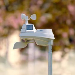 AcuRite 5-in-1 Professional Weather Center (New in Box)