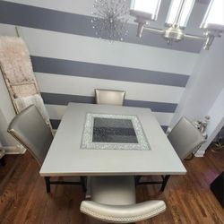 Rhinestone Black & Grey Table With Chairs 