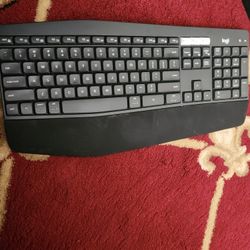 Logitech MK850 Performance Wireless Keyboard
