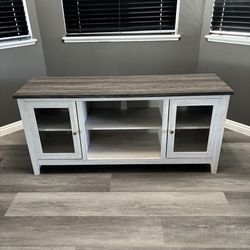 Farmhouse Entertainment Console Tv Stand by Ashley’s Furniture