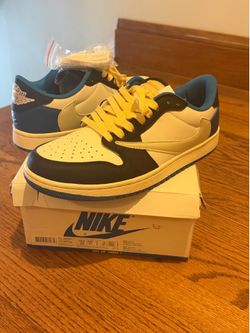 Travis Scott 1 low size 10