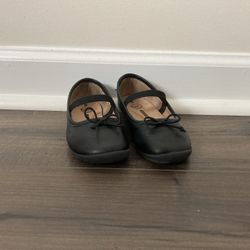 Toddler size 8 Wonder Nation black ballet flats
