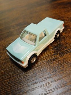 HotWheels 2000 '91 Syclone Mint