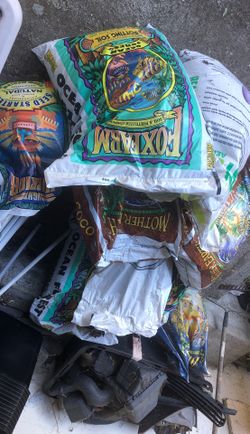 Fertilizer Soil for pot growin