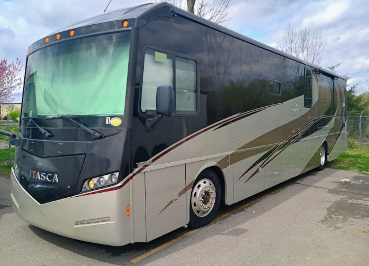 2016 Winnebago Itasca Solei 38r