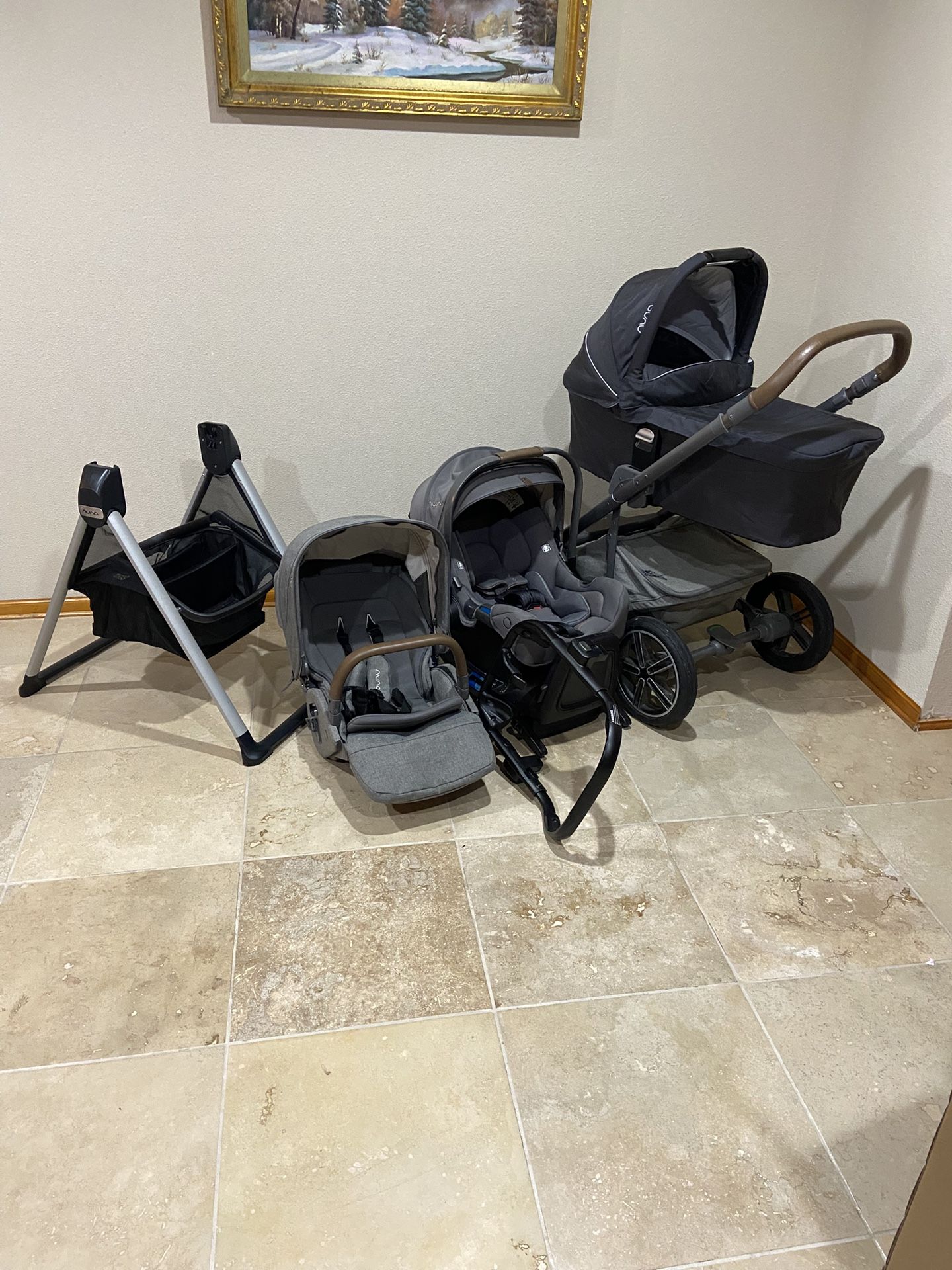 Nuna Mixx Stroller With Car Seat And Bassinet Grey