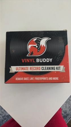 Vinyl record cleaning kit
