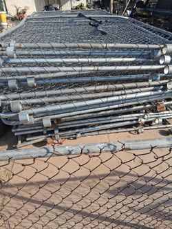 Temporary fence panels