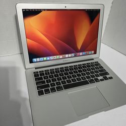MACBOOK AIR 2016 VENTURA 128GB NVME 8GB RAM HD GRAPHICS 5000 NO ISSUES WHATSOEVER BATTERY 100% ORIGINAL CHARGER INCLUDED 90 DAY WARRANTY