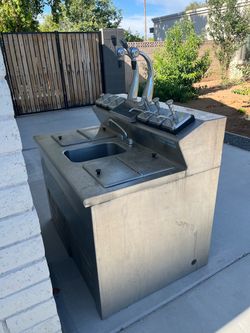 Everfrost Stainless Steel Old-Fashioned Soda Fountain