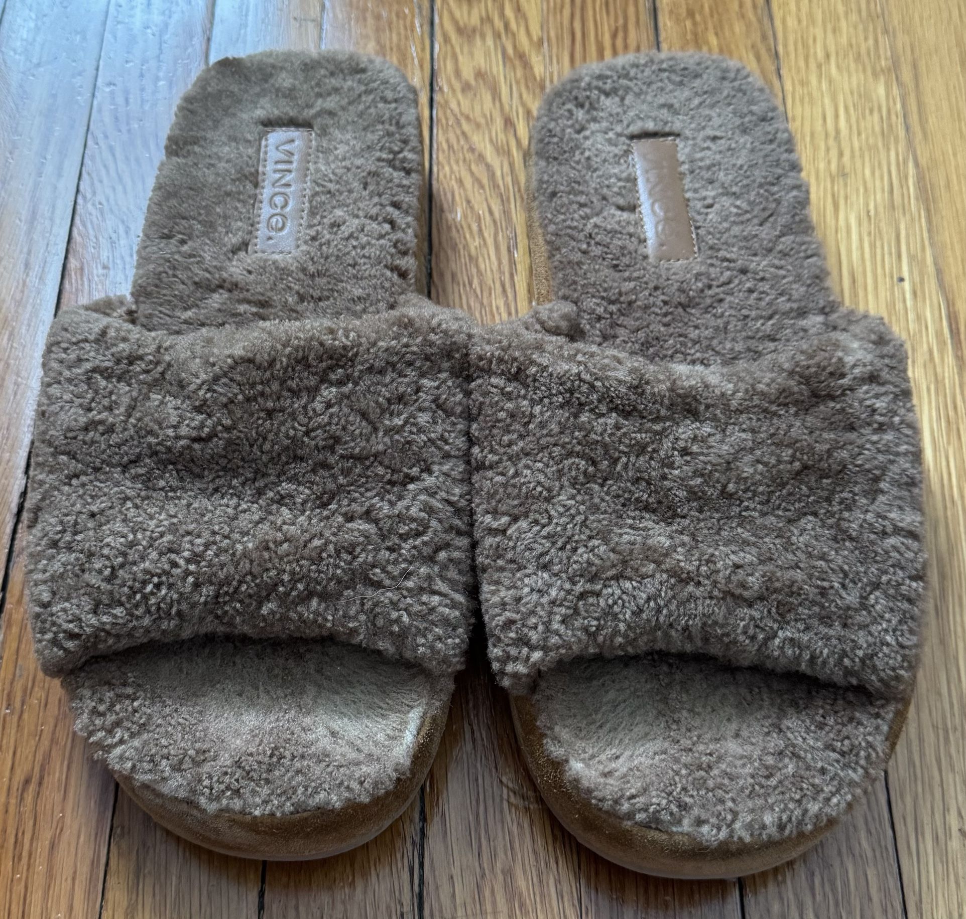 Vince Women Kenia Brown Lamb Fur Slide Slippers, size 7.5