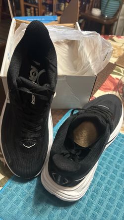 Hoka tennis