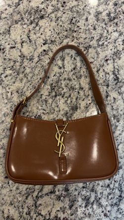 YSL PURSE (200)