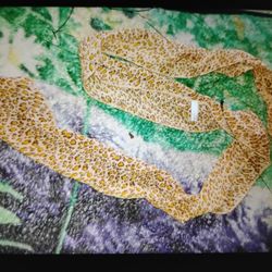 A Nice Leopard Woman 's. Scarf