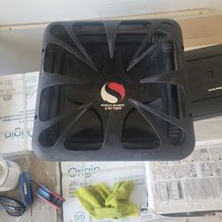 Old School 12" Solo Baric Subwoofer And Alpine Amp.