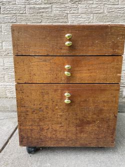 Nightstand/End table with wheels