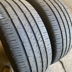 Pair tires 235 45 18