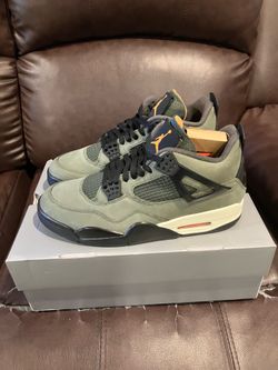 Nike Air Jordan 4 Retro Undefeated size 10.5