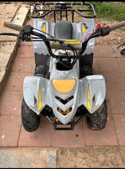 110cc Tao motor running and driving great
