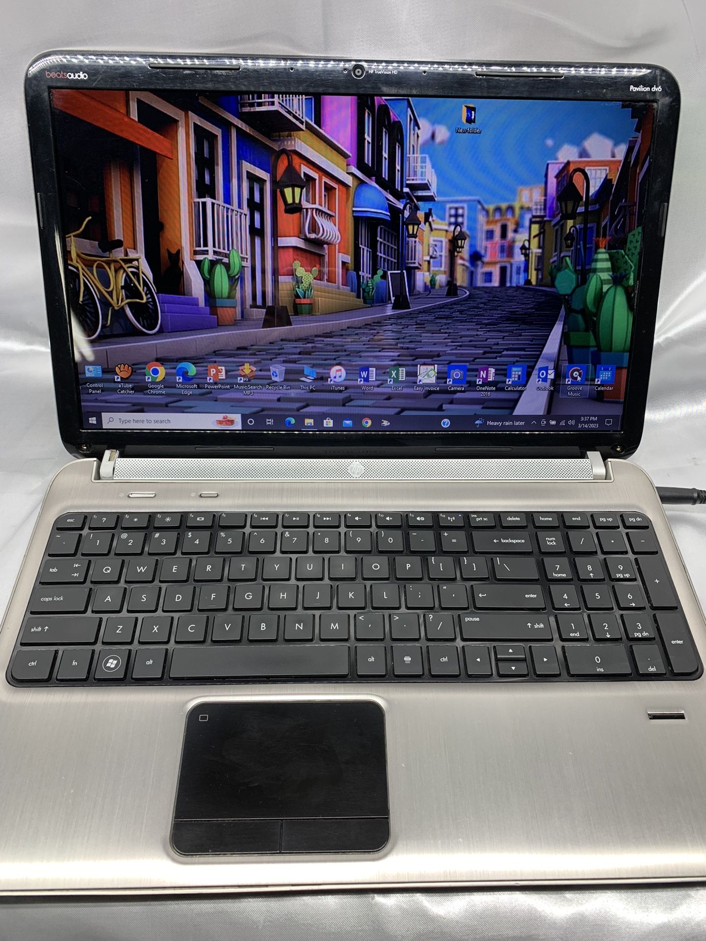 HP PAVILION DV6 NOTEBOOK BEATS SOUND build On 06/22/2014….650 GB…HHD ( Capacity ) ..8.0 GB RAM . READY FOR CLASSES FULLY LOADED