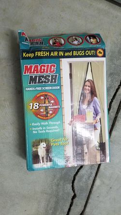 Magic Mesh screen door