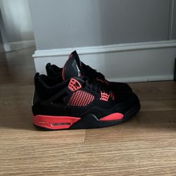 Air Jordan 4 Retro 'Red Thunder'