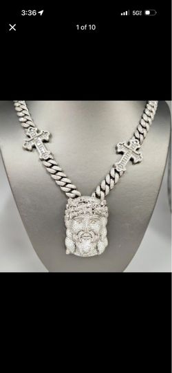 Iced Out Jesus Face Cuban Link Necklace