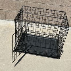 Medium Dog Crate 