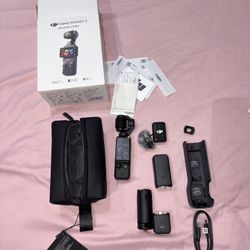 DJI Osmo Pocket 3 Creator Combo with DJI Mic 2, ND Filter Set