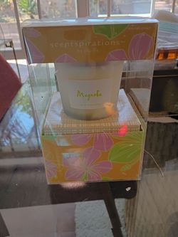 Scentspirations by Illume Magnolia Soy Candle