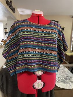 Lola’s Collection Crop Top