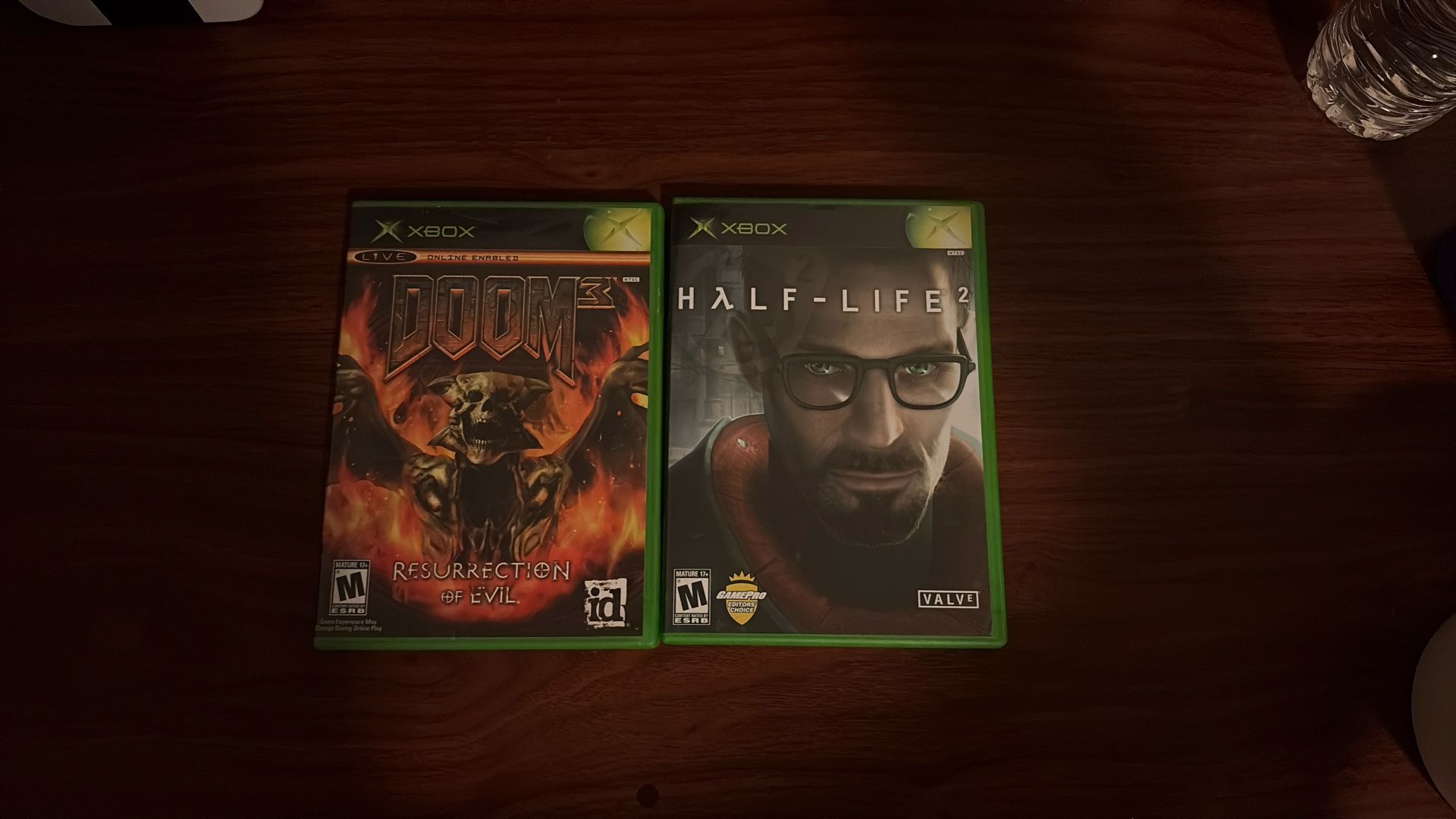 Half Life 2 & Doom 3 Resurrection Of Evil For Xbox