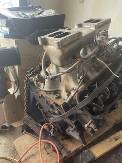 Ford 351M 75-82 Engine With Attachments