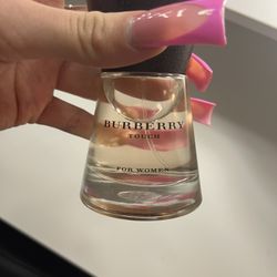 Burberry Women Perfume 