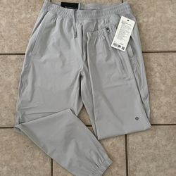 Lululemon Pace Breaker joggers size M