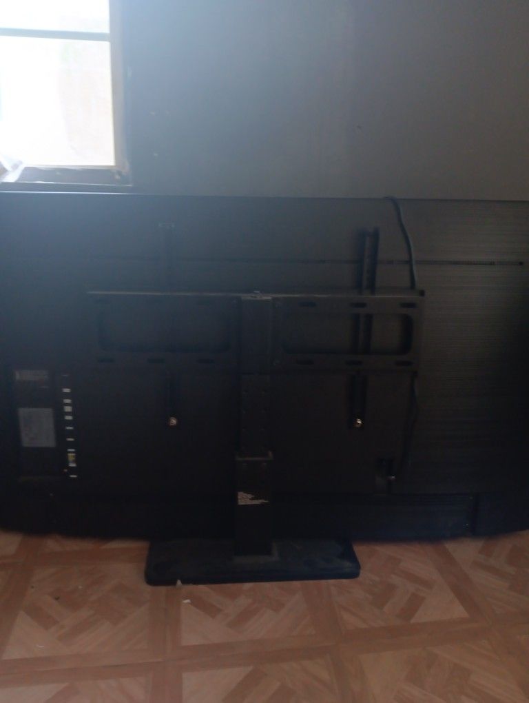 50" Samsung TV